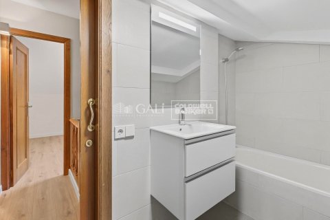 Hus för uthyrning i Principado De Andorra (Ninguna Poblacion Tiene C.P.), Lleida, Spanien 3 sovrum, 232 kvm. Nr. 178425 - foto 22