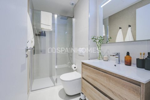 Apartment for sale in Fuengirola, Malaga, Spain 2 bedrooms, 74 sq.m. No. 117659 - photo 24