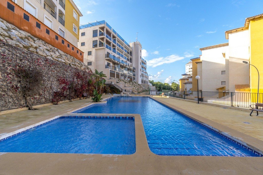 Appartamento a Dehesa De Campoamor, Alicante, Spagna 2 camere da letto, 77 mq. N° 144831