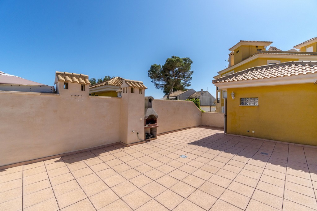 Appartamento a Dehesa De Campoamor, Alicante, Spagna 2 camere da letto, 77 mq. N° 144831