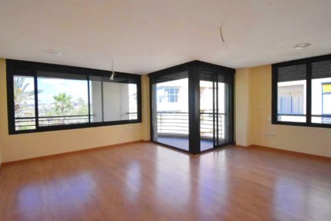 Apartamento en venta Torrevieja, Alicante, España 3 dormitorios, 137 m2 No. 115281 - foto 6