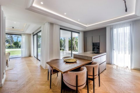 Villa à vendre à Marbella, Malaga, Espagne, 6 chambres, 647 m2 No. 169316 - photo 10