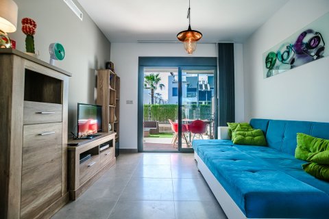 Apartment for sale Pilar de la Horadada, Alicante, Spain 2 bedrooms, 60 sq.m. No. 116248 - photo 3