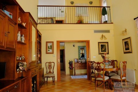 Villa in vendita a Orihuela, Alicante, Spagna 5 camere da letto, 500 mq. N° 195675 - foto 11