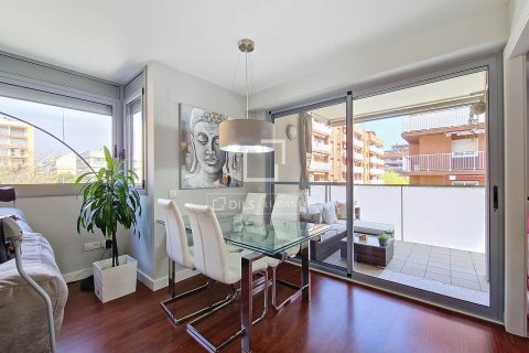 Apartment for sale in Vilanova i la Geltru, Barcelona, Spain 3 bedrooms, 77 sq.m. No. 150996 - photo 4