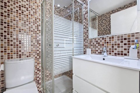 Apartment for sale in Vilanova i la Geltru, Barcelona, Spain 3 bedrooms, 77 sq.m. No. 150996 - photo 16