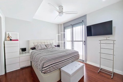 Apartment for sale in Vilanova i la Geltru, Barcelona, Spain 3 bedrooms, 77 sq.m. No. 150996 - photo 9