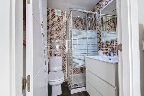 Apartment for sale in Vilanova i la Geltru, Barcelona, Spain 3 bedrooms, 77 sq.m. No. 150996 - photo 15