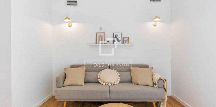 Apartament w Barcelona, Hiszpania 2 sypialnie, 71 mkw. nr 150995