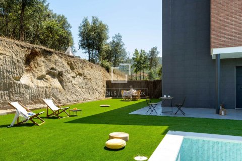 Villa till salu i Vallromanes, Barcelona, Spanien 3 sovrum, 336 kvm. Nr. 150994 - foto 6