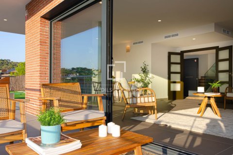 Villa till salu i Vallromanes, Barcelona, Spanien 3 sovrum, 336 kvm. Nr. 150994 - foto 14