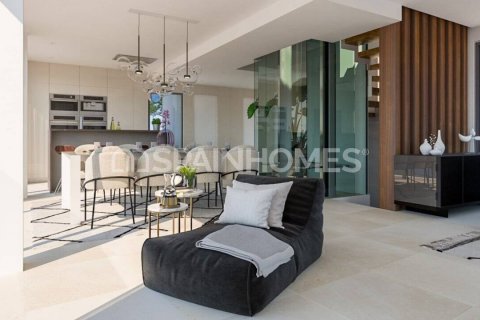 Huvila myytävänä Benahavis, Malaga, Espanja, 3 makuuhuonetta, 317 m2 No. 48396 - kuva 15