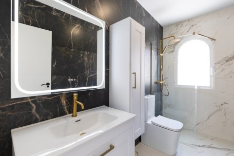 Villa zum Verkauf in Villamartin, Alicante, Spanien 5 Schlafzimmer, 150 m2 Nr. 146088 - Foto 22