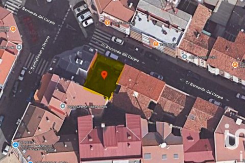 Parcela en León, España 123 m2 No. 173330