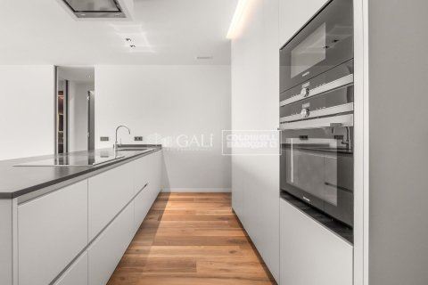 Huoneisto vuokrattavana Principado De Andorra (Ninguna Poblacion Tiene C.P.), Lleida, Espanja, 2 makuuhuonetta, 101 m2 No. 156695 - kuva 6