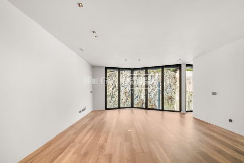 Huoneisto vuokrattavana Principado De Andorra (Ninguna Poblacion Tiene C.P.), Lleida, Espanja, 2 makuuhuonetta, 101 m2 No. 156695 - kuva 2