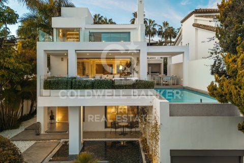 Villa for sale in Marbella, Malaga, Spain 4 bedrooms, 442 sq.m. No. 156693 - photo 9