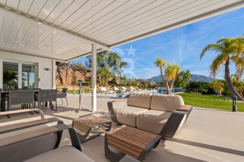 Villa for sale in Benahavis, Malaga, Spain 9 bedrooms, 1177 sq.m. No. 156689 - photo 11