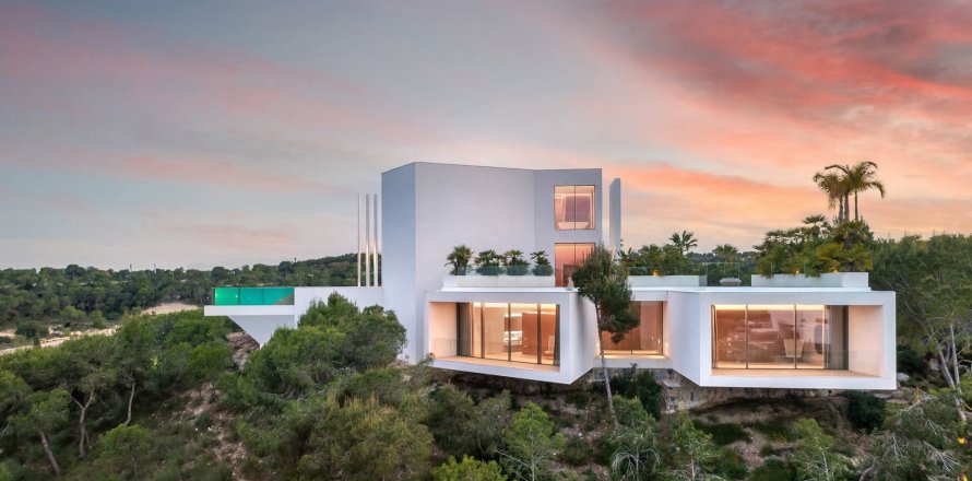 Villa Dehesa De Campoamor, Alicante, Spain 3 bedrooms, 1000 sq.m. No. 119351
