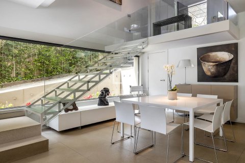 Villa zum Verkauf in Barcelona, Spanien 6 Schlafzimmer, 334 m2 Nr. 161373 - Foto 14