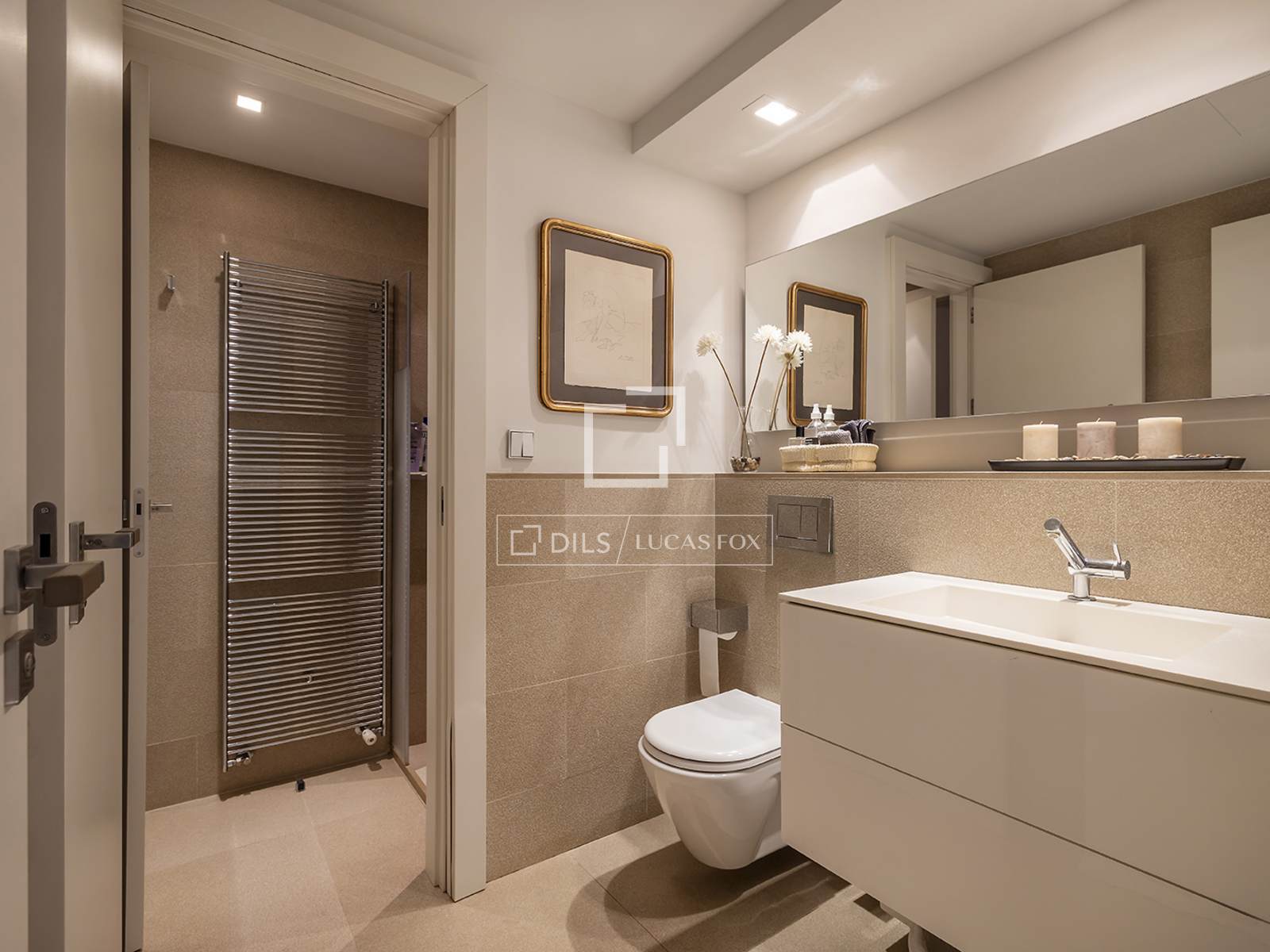Villa Barcelona, Spānijā 6 istabas, 334 m2 Nr. 161373