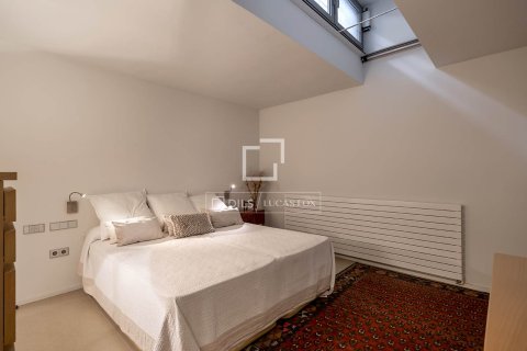 Villa zum Verkauf in Barcelona, Spanien 6 Schlafzimmer, 334 m2 Nr. 161373 - Foto 21