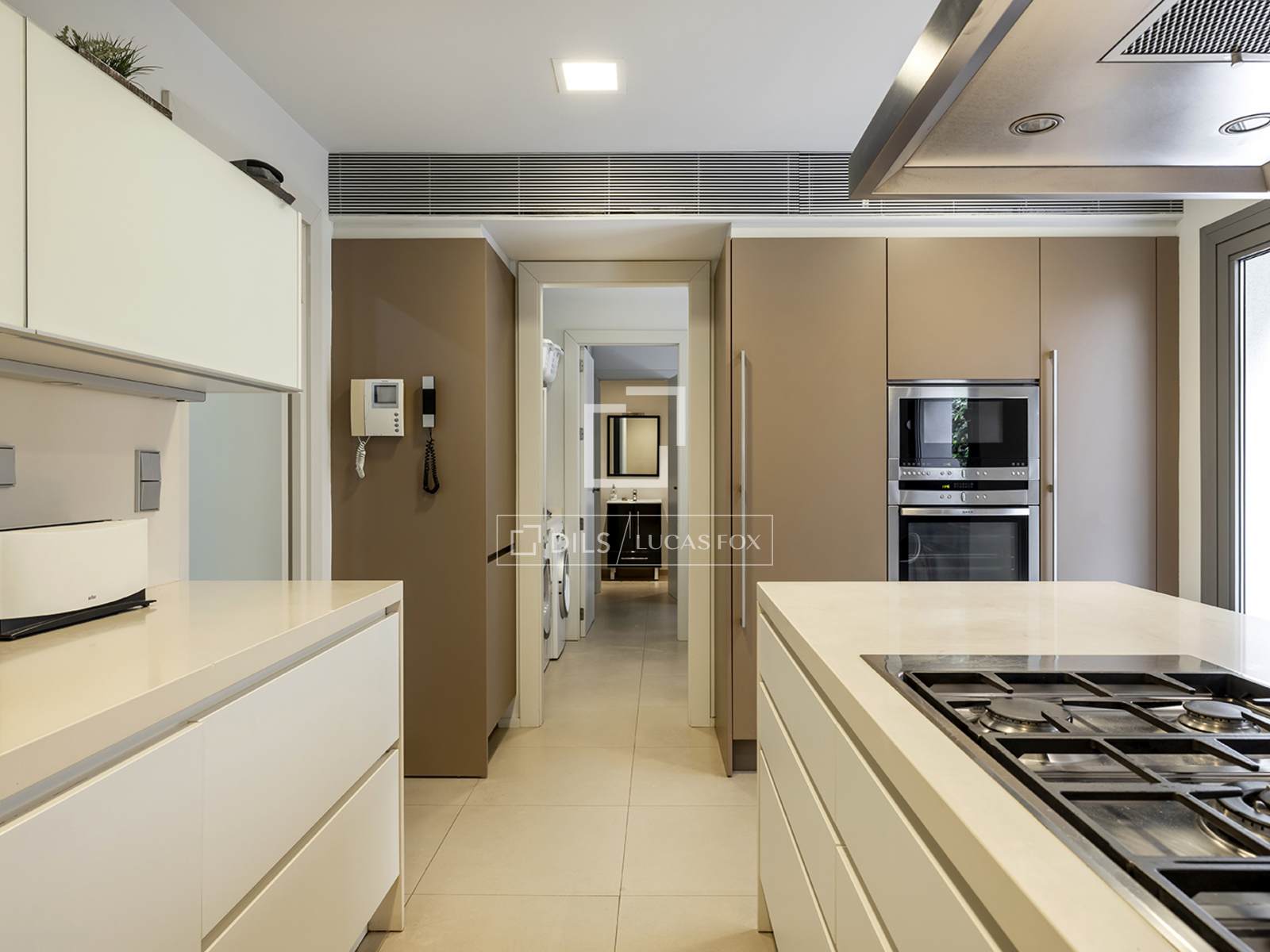 Villa Barcelona, Spānijā 6 istabas, 334 m2 Nr. 161373