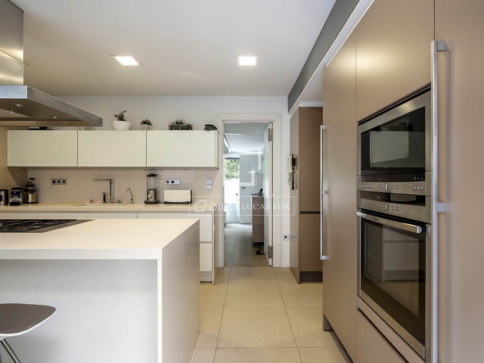 Villa Barcelona, Spānijā 6 istabas, 334 m2 Nr. 161373