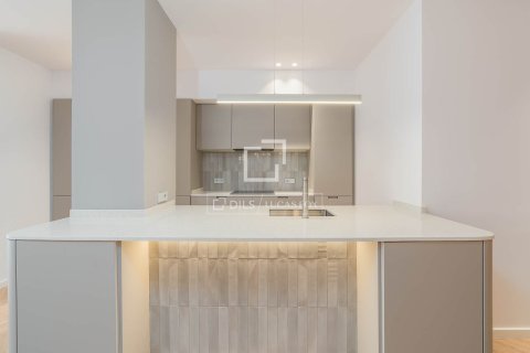 Lägenhet till salu i Barcelona, Spanien 3 sovrum, 108 kvm. Nr. 161375 - foto 21