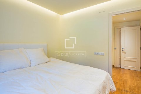 Villa for sale in Sant Cugat Del Valles, Barcelona, Spain 6 bedrooms, 529 sq.m. No. 161374 - photo 9