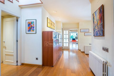 Villa for sale in Sant Cugat Del Valles, Barcelona, Spain 6 bedrooms, 529 sq.m. No. 161374 - photo 11