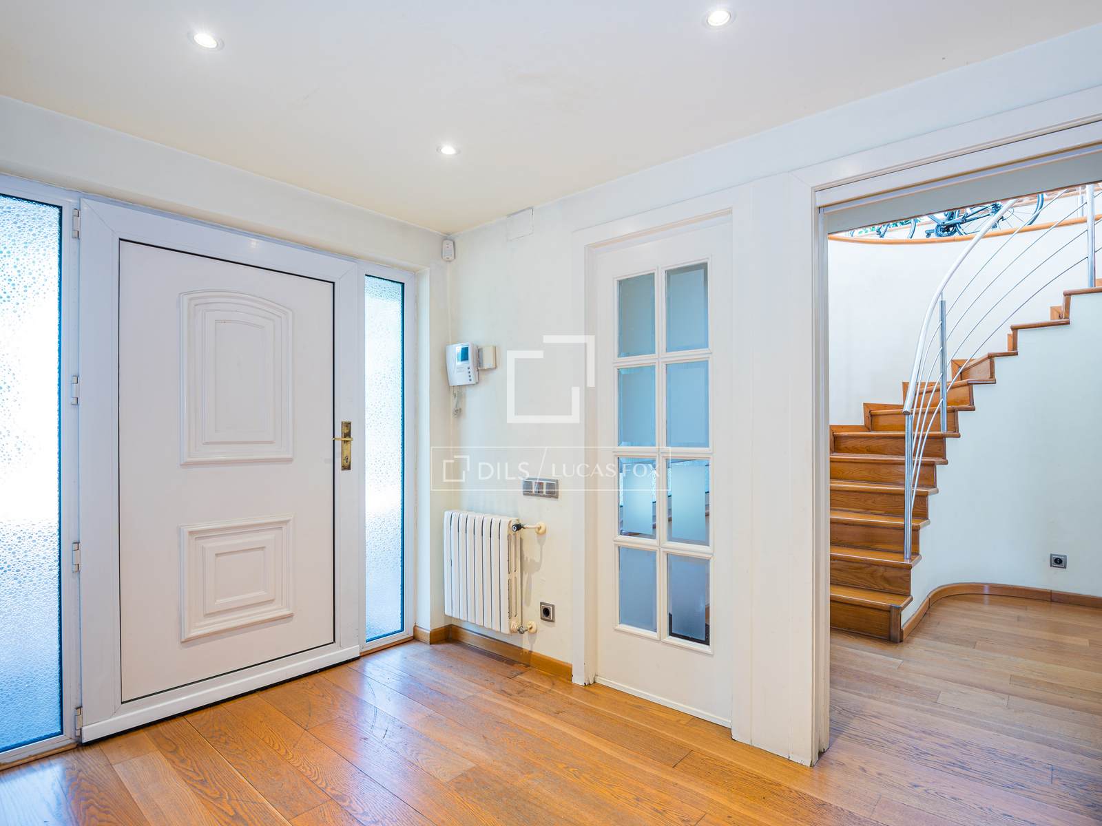 Villa a Sant Cugat Del Valles, Barcelona, Spagna 6 camere da letto, 529 mq. N° 161374