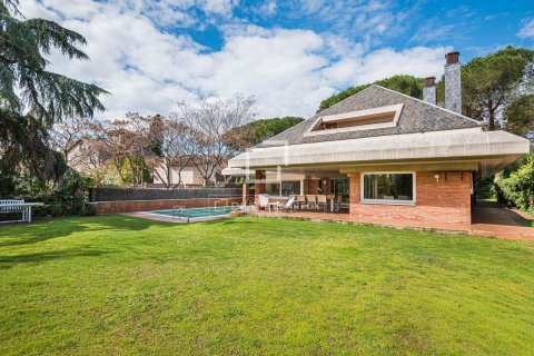 Villa for sale in Sant Cugat Del Valles, Barcelona, Spain 6 bedrooms, 529 sq.m. No. 161374 - photo 24