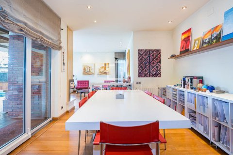 Villa for sale in Sant Cugat Del Valles, Barcelona, Spain 6 bedrooms, 529 sq.m. No. 161374 - photo 16
