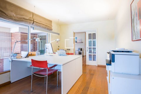 Villa for sale in Sant Cugat Del Valles, Barcelona, Spain 6 bedrooms, 529 sq.m. No. 161374 - photo 27