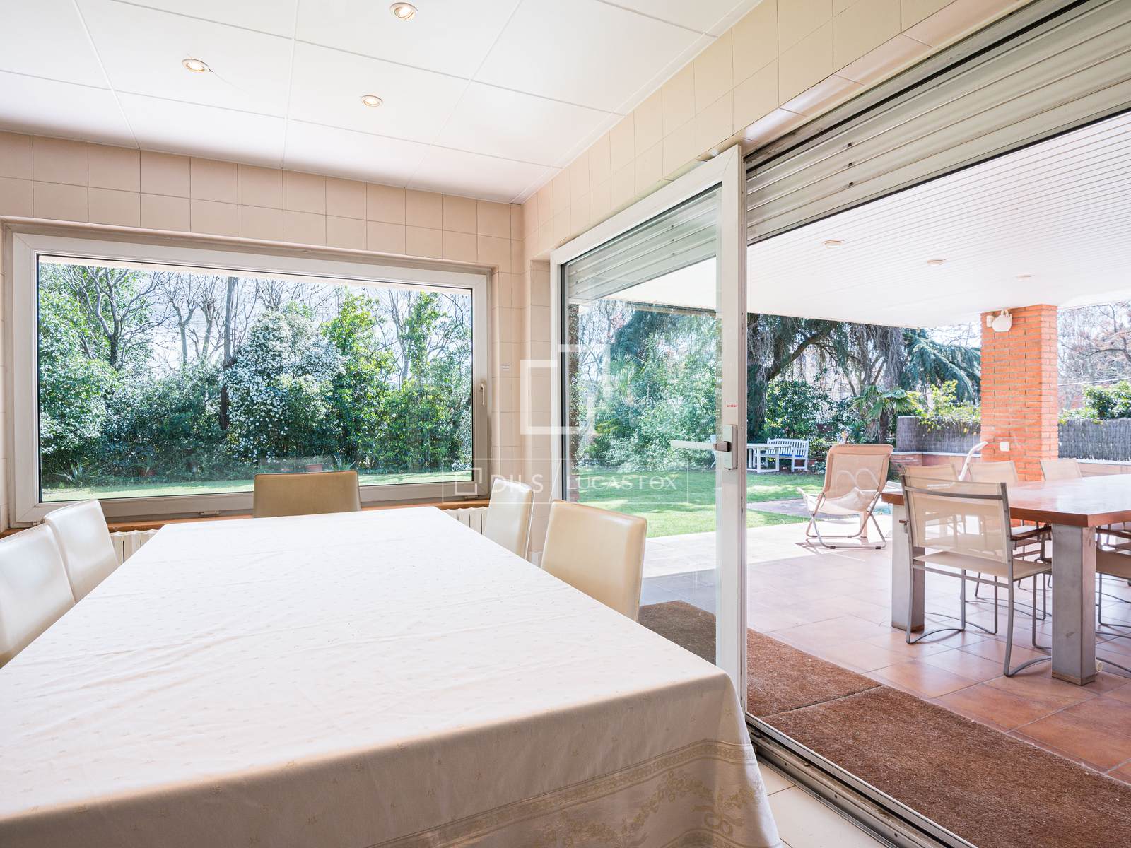Villa a Sant Cugat Del Valles, Barcelona, Spagna 6 camere da letto, 529 mq. N° 161374