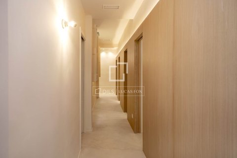 Lägenhet till salu i Barcelona, Spanien 3 sovrum, 92 kvm. Nr. 161372 - foto 10