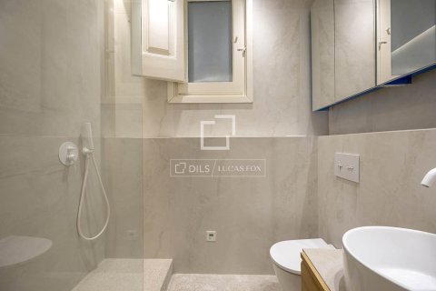 Lägenhet till salu i Barcelona, Spanien 3 sovrum, 92 kvm. Nr. 161372 - foto 20