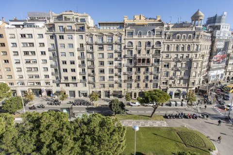 Lägenhet för uthyrning i Barcelona, Spanien 4 sovrum, 235 kvm. Nr. 161371 - foto 8