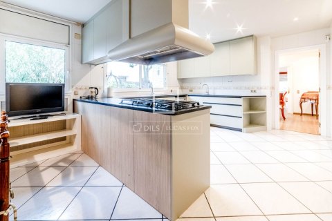 Villa for sale in Sitges, Barcelona, Spain 5 bedrooms, 842 sq.m. No. 161376 - photo 12