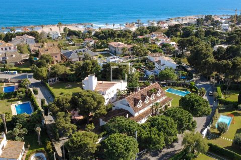 Villa in Sitges, Barcelona, Spain 5 bedrooms, 842 sq.m. No. 161376