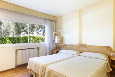 Villa for sale in Sitges, Barcelona, Spain 5 bedrooms, 842 sq.m. No. 161376 - photo 14