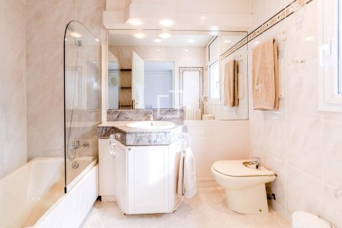 Villa for sale in Sitges, Barcelona, Spain 5 bedrooms, 842 sq.m. No. 161376 - photo 29