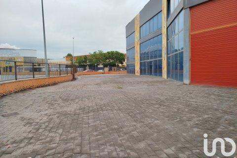 Продажа коммерческой недвижимости в Онда, Кастельон, Испания 568м2 №153818 - фото 4