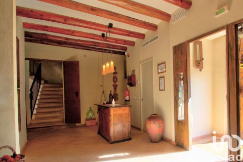 Hotel w Els Guiamets, Tarragona, Hiszpania 10 sypialni, 626 mkw. nr 153817 – zdjęcie 9