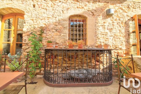 Hotel w Els Guiamets, Tarragona, Hiszpania 10 sypialni, 626 mkw. nr 153817 – zdjęcie 3
