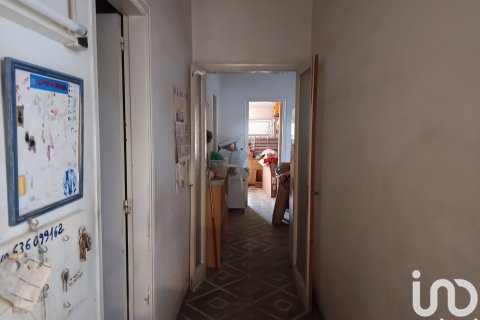 Huoneisto myytävänä Badalona, Barcelona, Espanja, 3 makuuhuonetta, 220 m2 No. 153814 - kuva 5