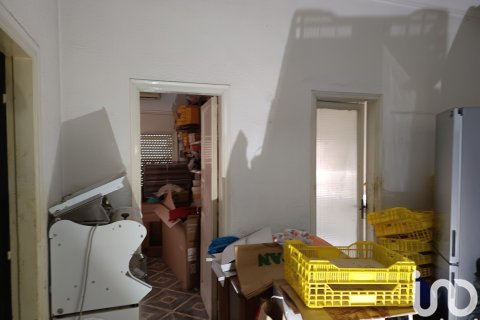 Huoneisto myytävänä Badalona, Barcelona, Espanja, 3 makuuhuonetta, 220 m2 No. 153814 - kuva 9