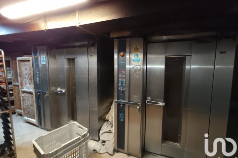 Huoneisto myytävänä Badalona, Barcelona, Espanja, 3 makuuhuonetta, 220 m2 No. 153814 - kuva 15