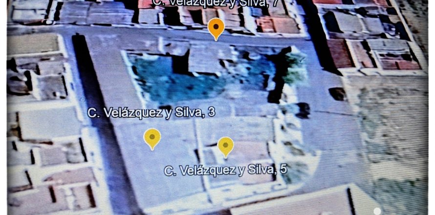 Коммерческая недвижимость в Алкала-дель-Рио, Севилья, Испания 246м2 №153813